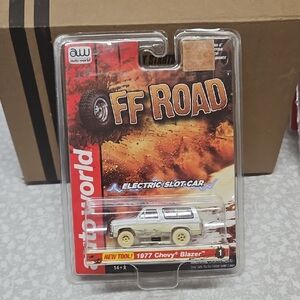 auto world 1977 Chevy Blazer X-traction Ultra-G Slot Car iwheels